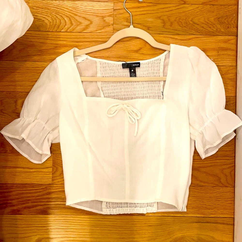 Bloomingdales white puff sleeve cropped top